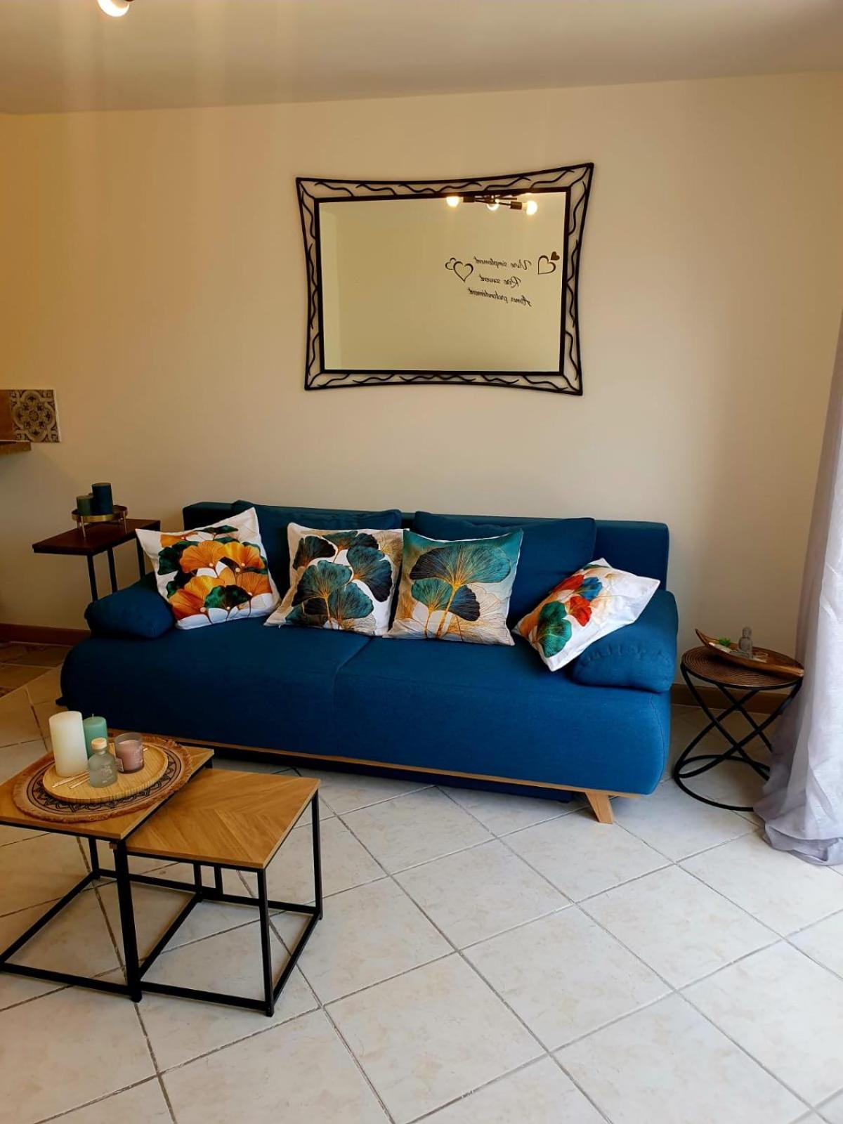 Location De Vacances T2 Non Loin D'Aix Et Marseille Pourrieres Extérieur photo