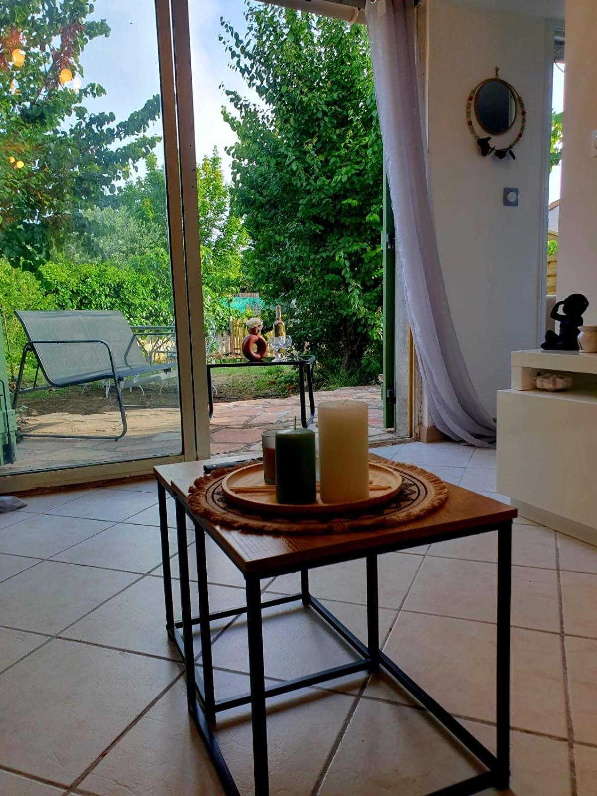 Location De Vacances T2 Non Loin D'Aix Et Marseille Pourrieres Extérieur photo