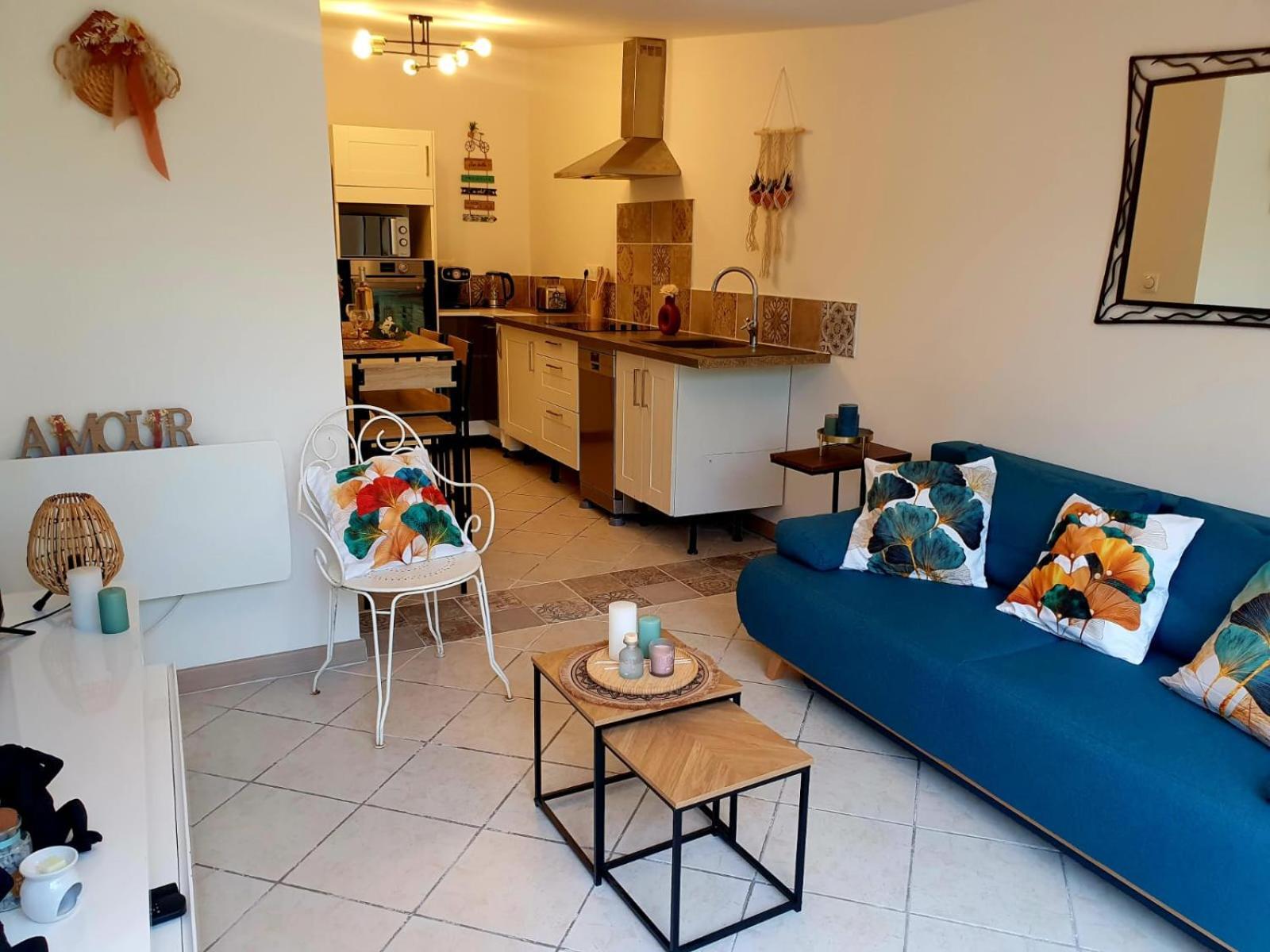 Location De Vacances T2 Non Loin D'Aix Et Marseille Pourrieres Extérieur photo